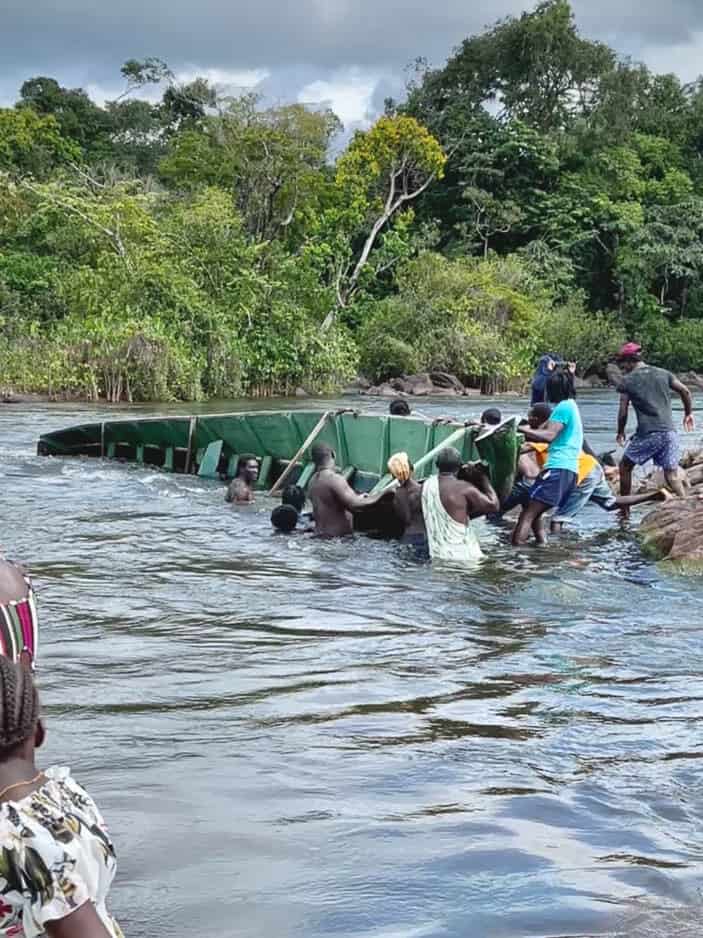 boat flipped over on the upper suriname river