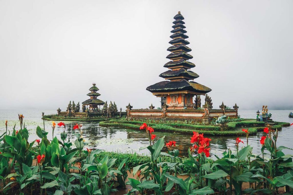 ulun danu water temple one of the best things to do in north bali