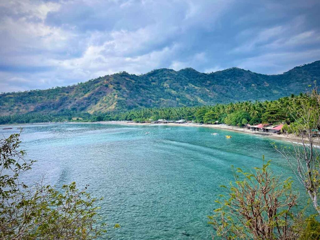 one of Sengiggi's best beaches on a lombok itinerary