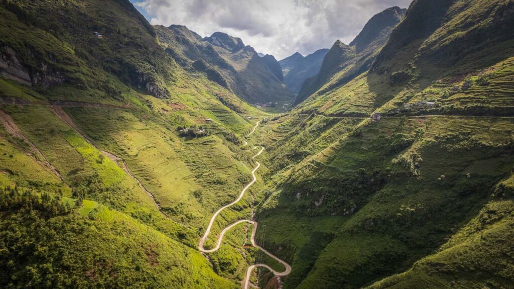 the beauitufl mountain landscapes of ha giang loop