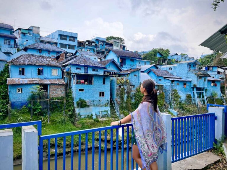 Nomadicated using her digital nomad gear dji om 5 to capture the blue village in Indonesia