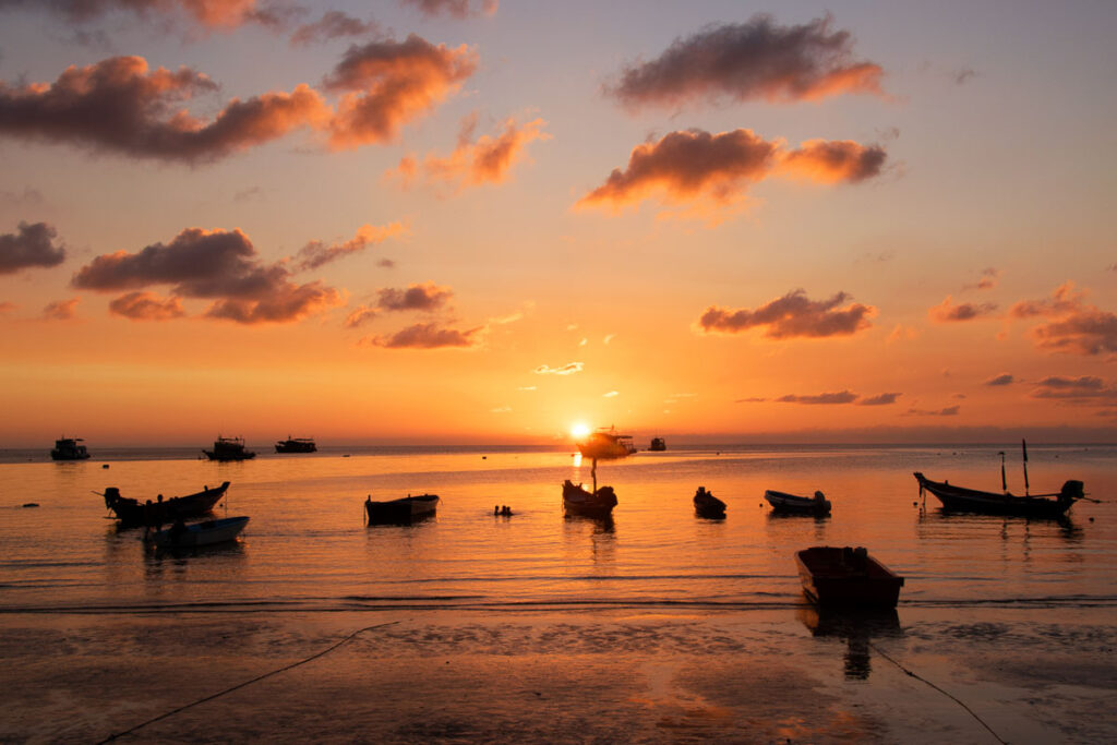thailand is famous for its amazing beach sunsets
