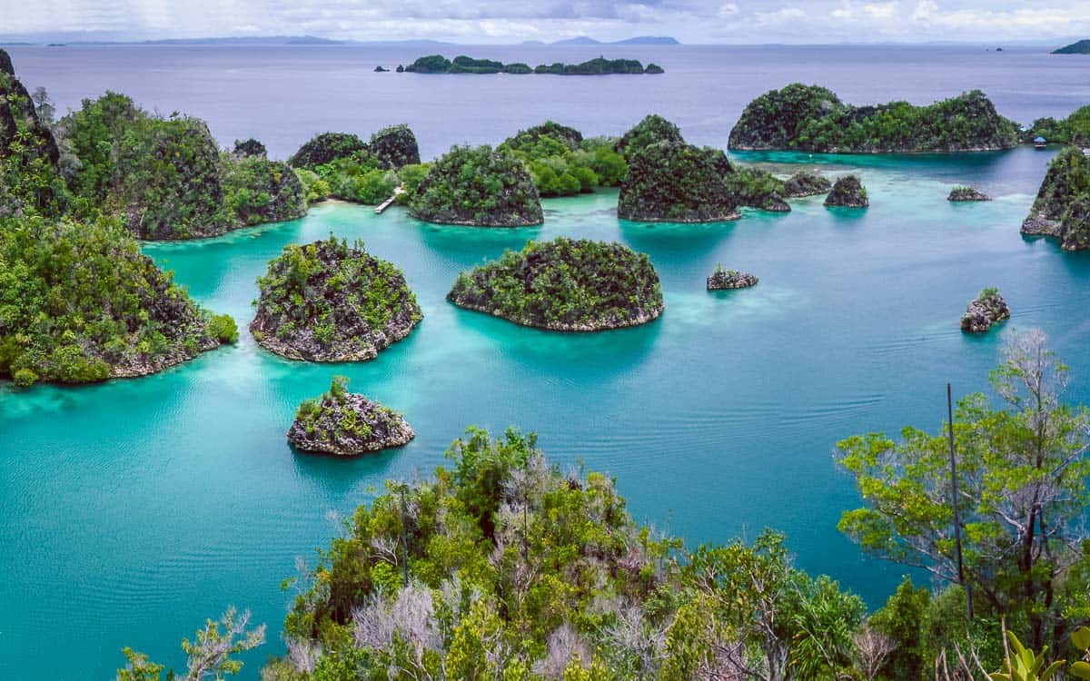 25 Famous Landmarks In Southeast Asia to add to Your Bucket List For 2023