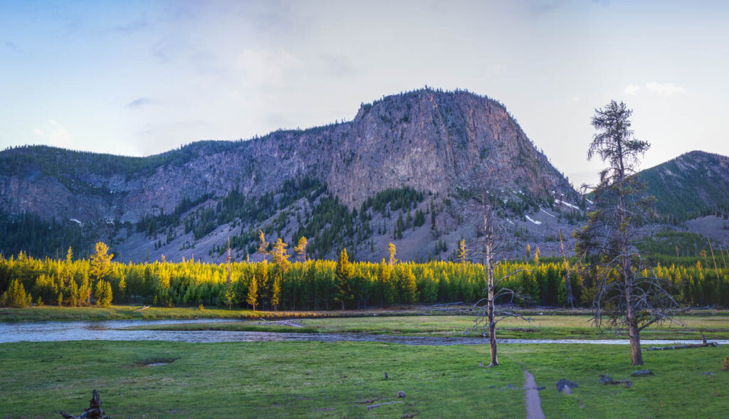hayden valley during the sunset on a yellowstone tour