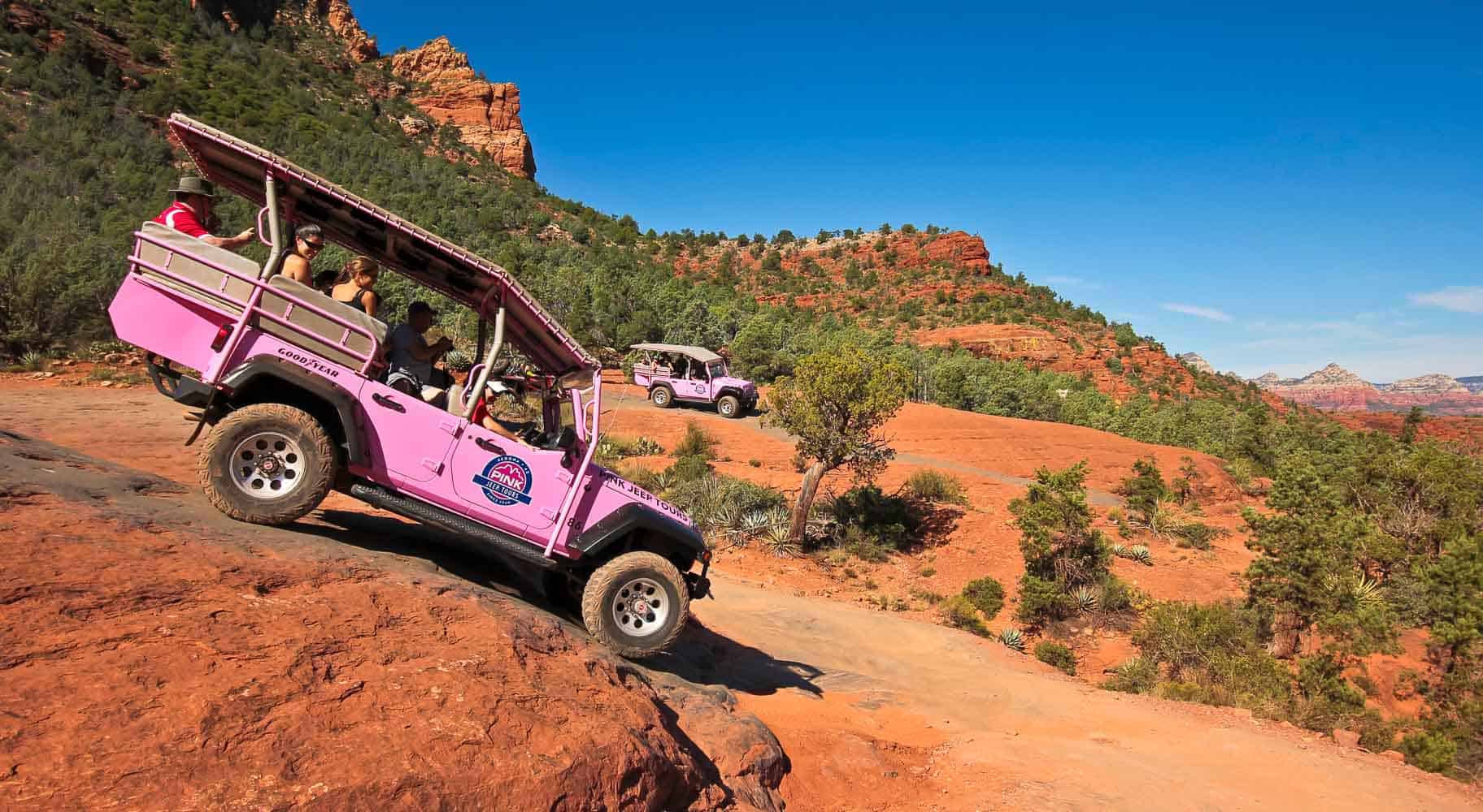 A Jeep Tour Descends Broken Arrow Trail