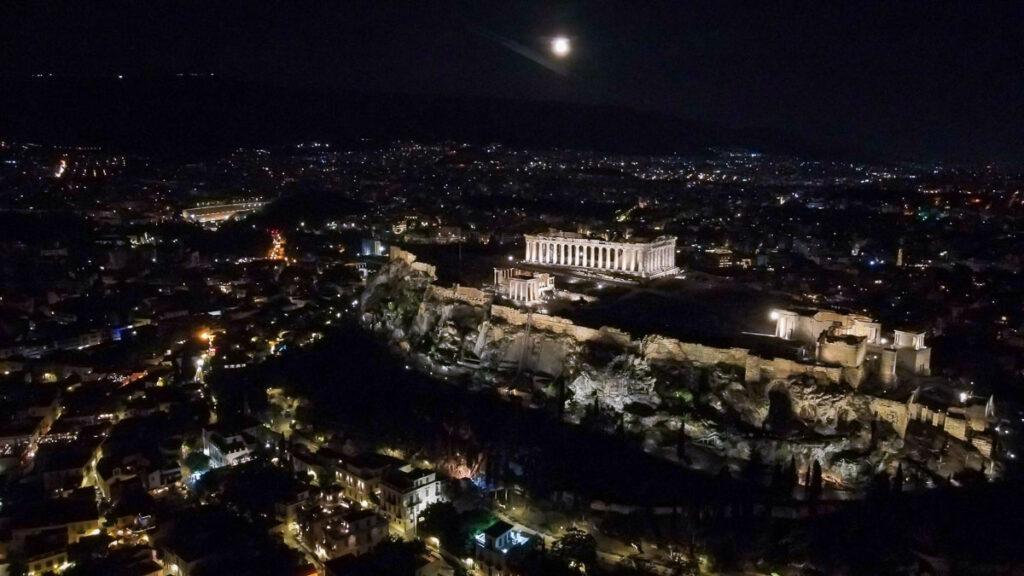 athens most famous historical site the acropolis by night