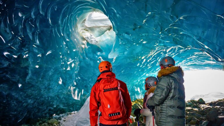 Guided tour in a majestic ice cave