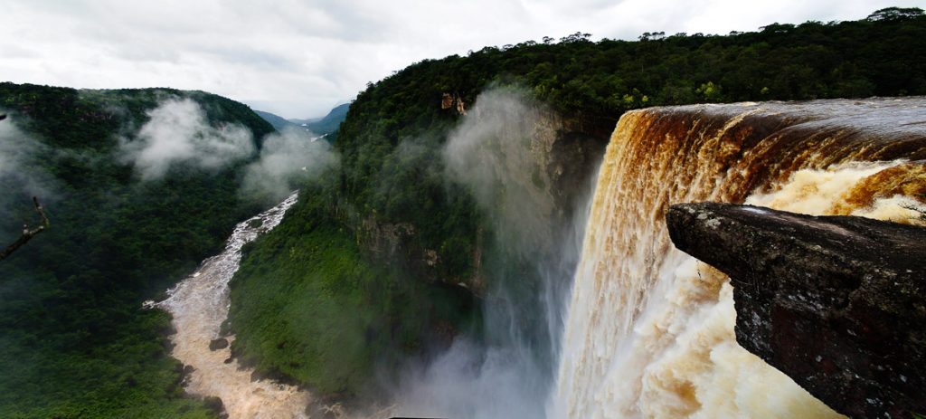 Kaieteur waterfall, one of the tallest falls in the world in potaro river Guyana
